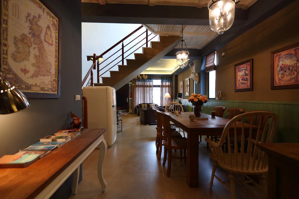Hualien Edinburgh Homestay Extérieur photo